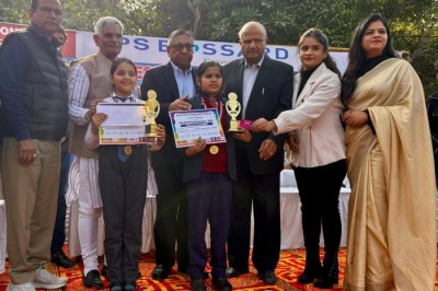 LPS Bossard and Municipal Corporation Rohtak hosted an English Handwriting Competition on “Cleanliness,” with 957 students showcasing creativity and responsibility.